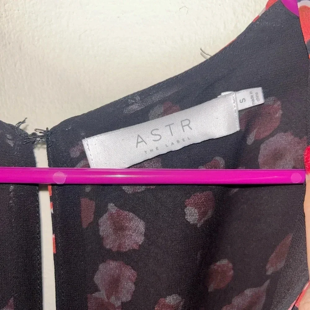 Size small flowered cocktail dress - Picture 6 of 9